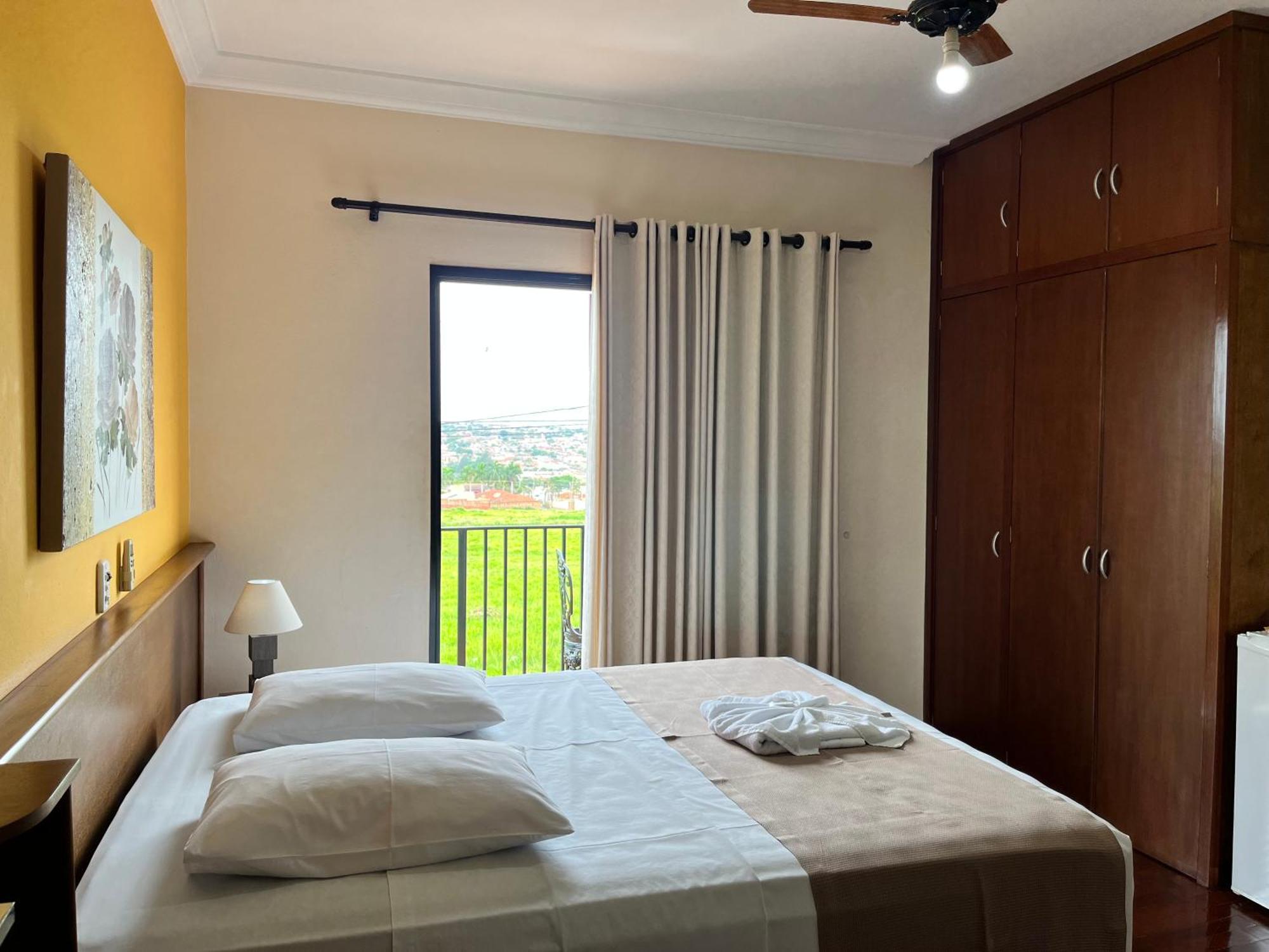 Hotel Sao Marcos Orlandia Sp Exterior photo