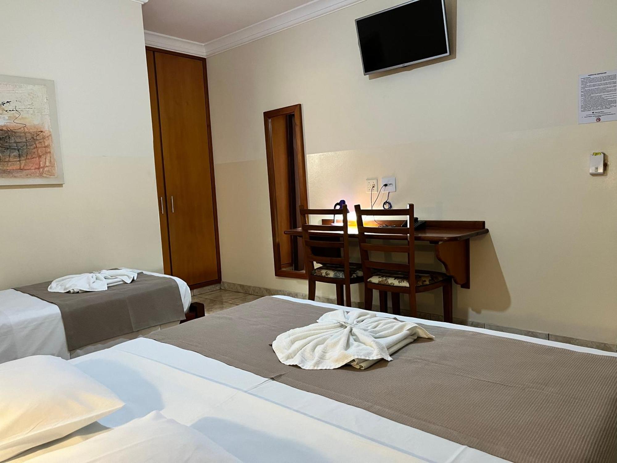 Hotel Sao Marcos Orlandia Sp Exterior photo
